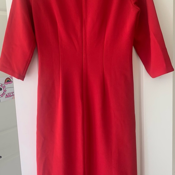 Donna Karan red dress, 3/4 sleeves. Very flattering! - Picture 2 of 3
